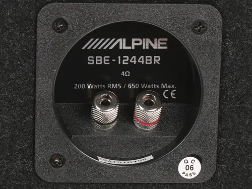 Alpine | SBE-1244BR | V /  корп. саб с фазоинв. 300W RMS 450W Max | превью 2