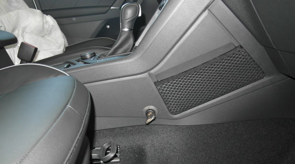 Garant | Consul (41028) VW Tiguan (2017-) авт. DSG (селектор ХХХ 713 025) | превью 1