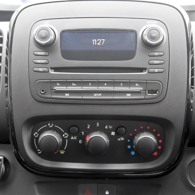 Incar | RFR-N31 | Рамка для Renault | 2