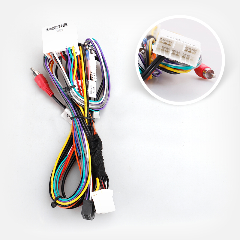 TEYES | Subaru  Forester SG | Рамка 9" SUBARU Forester 4.  2002-2008 B +комплект проводов | превью 2