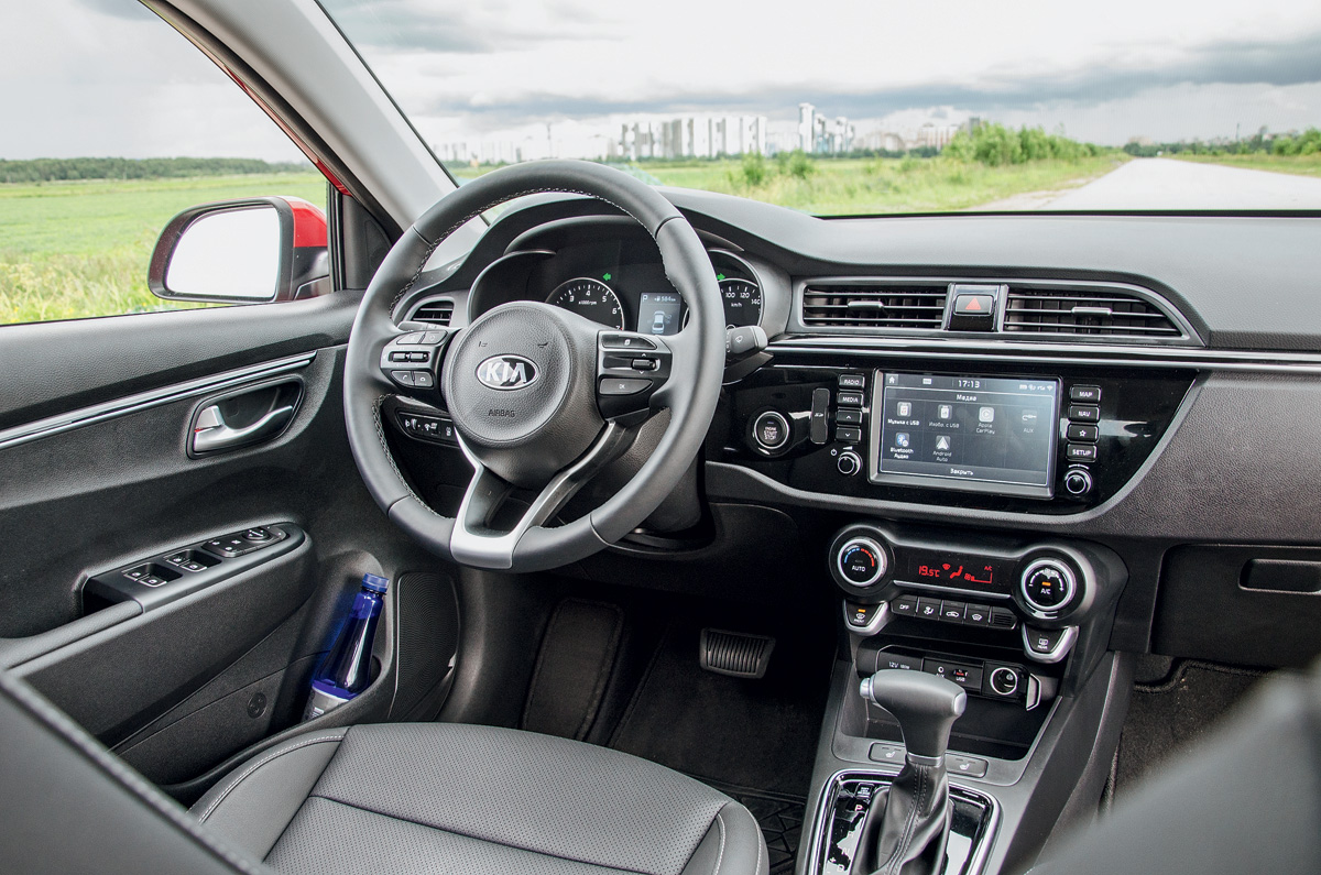 AurA | AFX-KI13 | рамка 10.1" Kia Rio (2017-2020), K2, KX Cross (2017-2020) Черный | превью 3