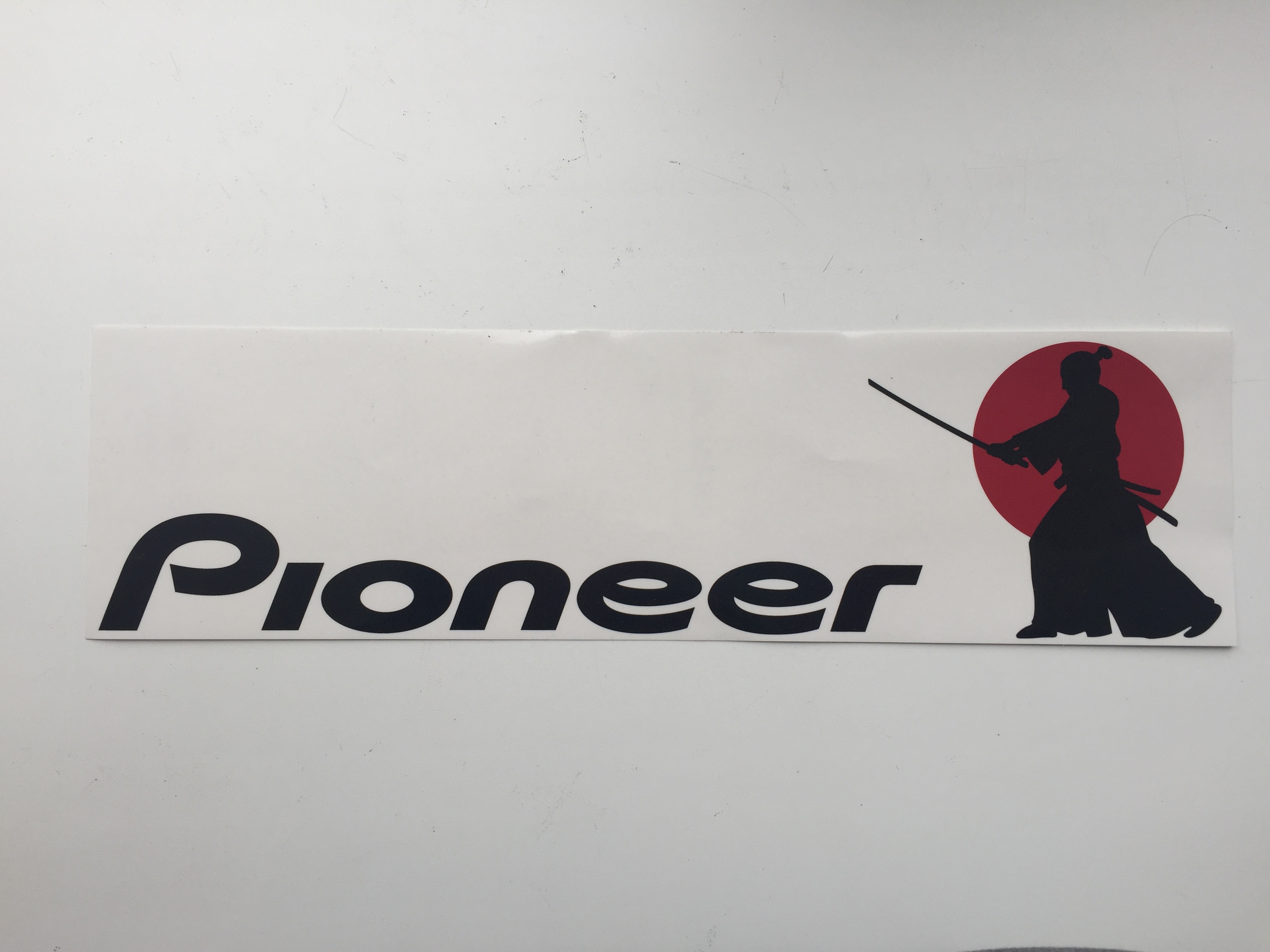 Pioneer | Наклейка | Наклейка горизонтальная самурай с мечом | 1