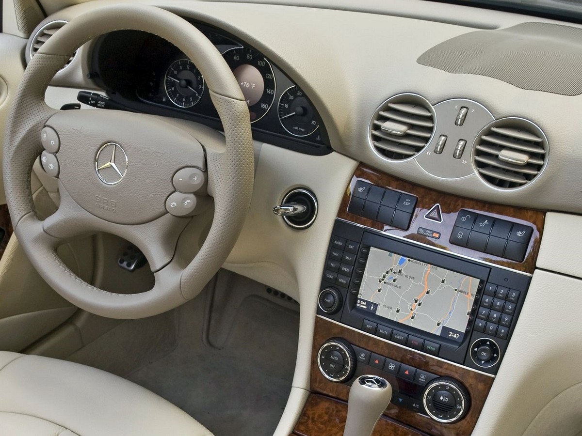 AurA | AFA-MB01 | 1/2 DIN (с карманом), Mercedes C-Class (W203), CLK, Viano(03-06), Vito (95-8722B)| превью 2