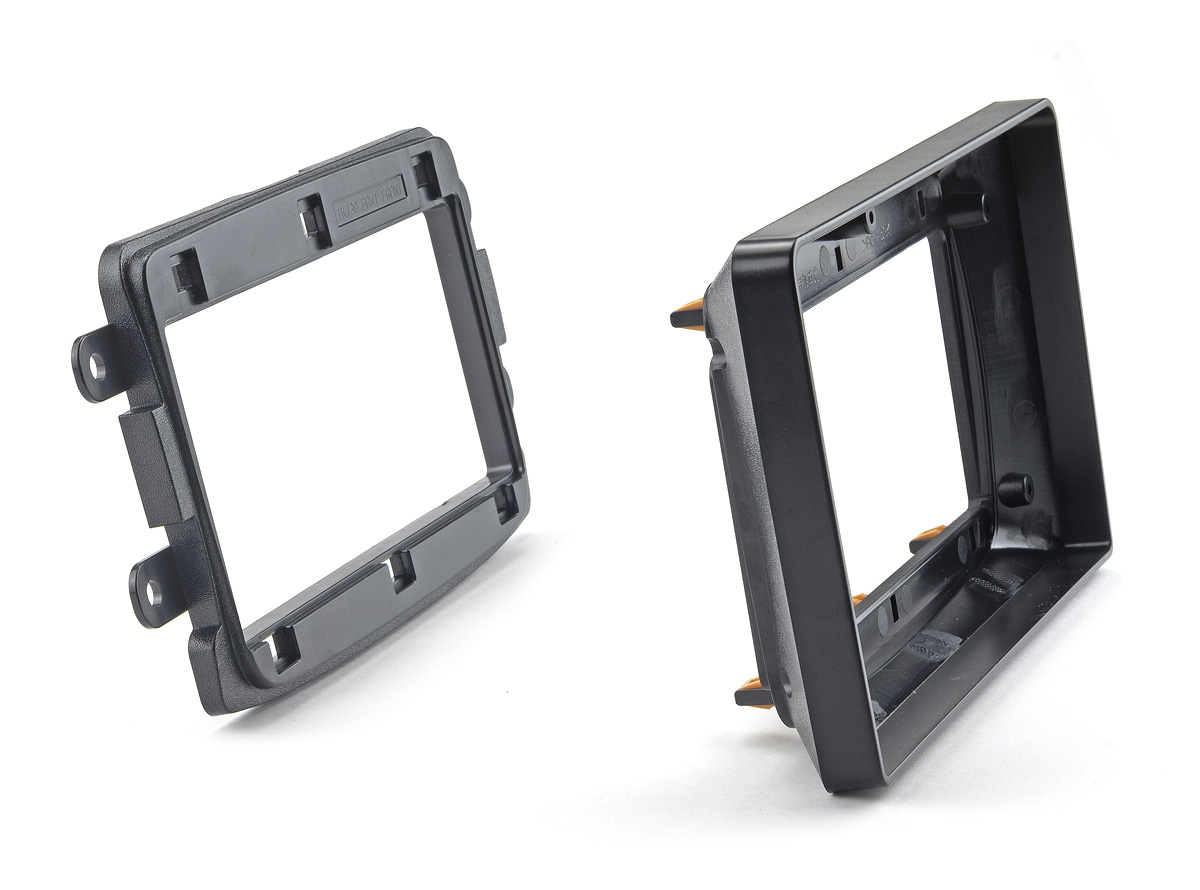 Incar | RFR-FC252 | Рамка 9" для Renault Duster 2010-14, Duster II 2021+, Sandero 14+ | превью 2