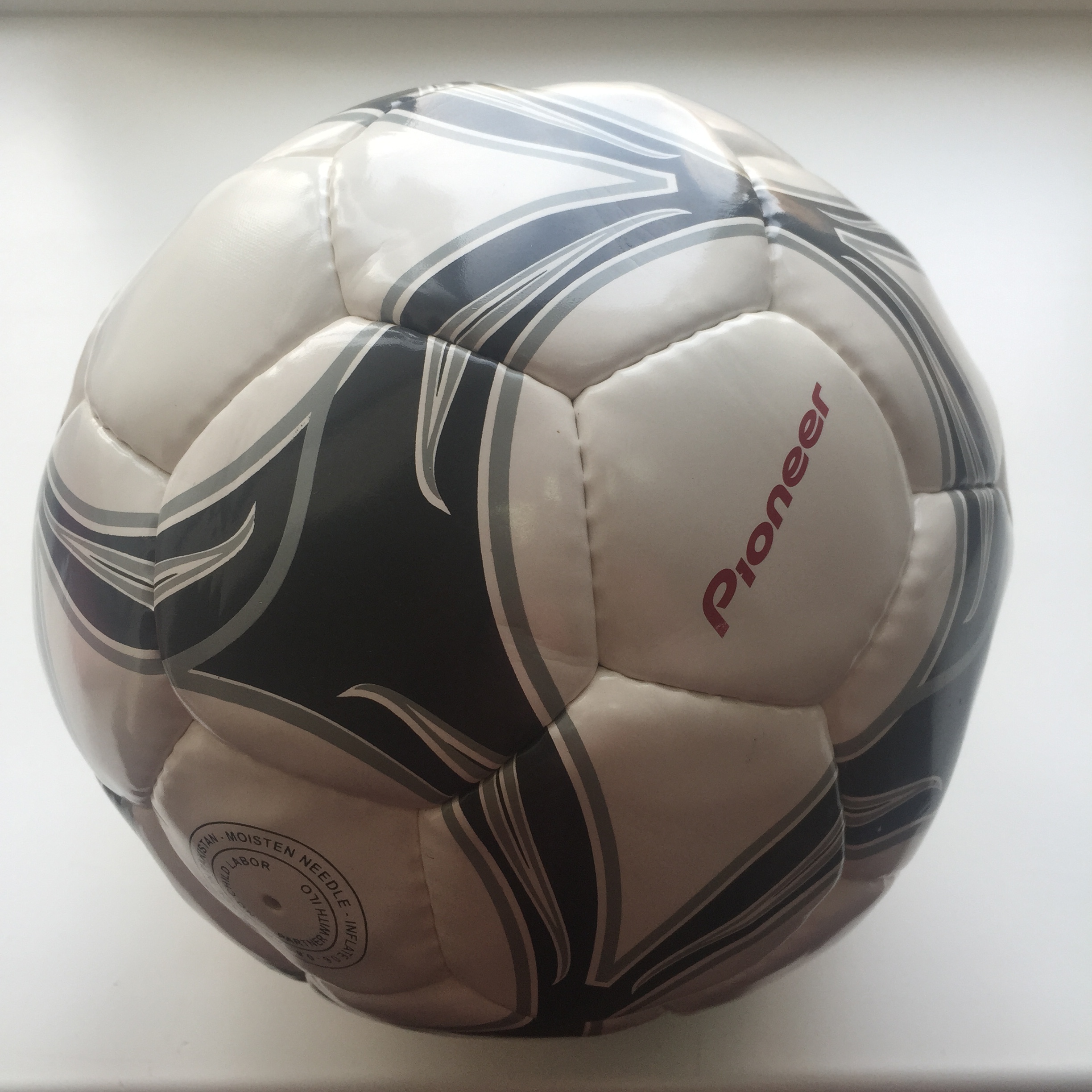 Pioneer | Мяч футбольный  |  с логотипами Pioneer и АКС group, made in Pakistan | 1