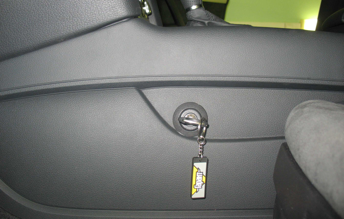 Garant | Consul (01002) Audi Q7 (2006-) авт. | | 1