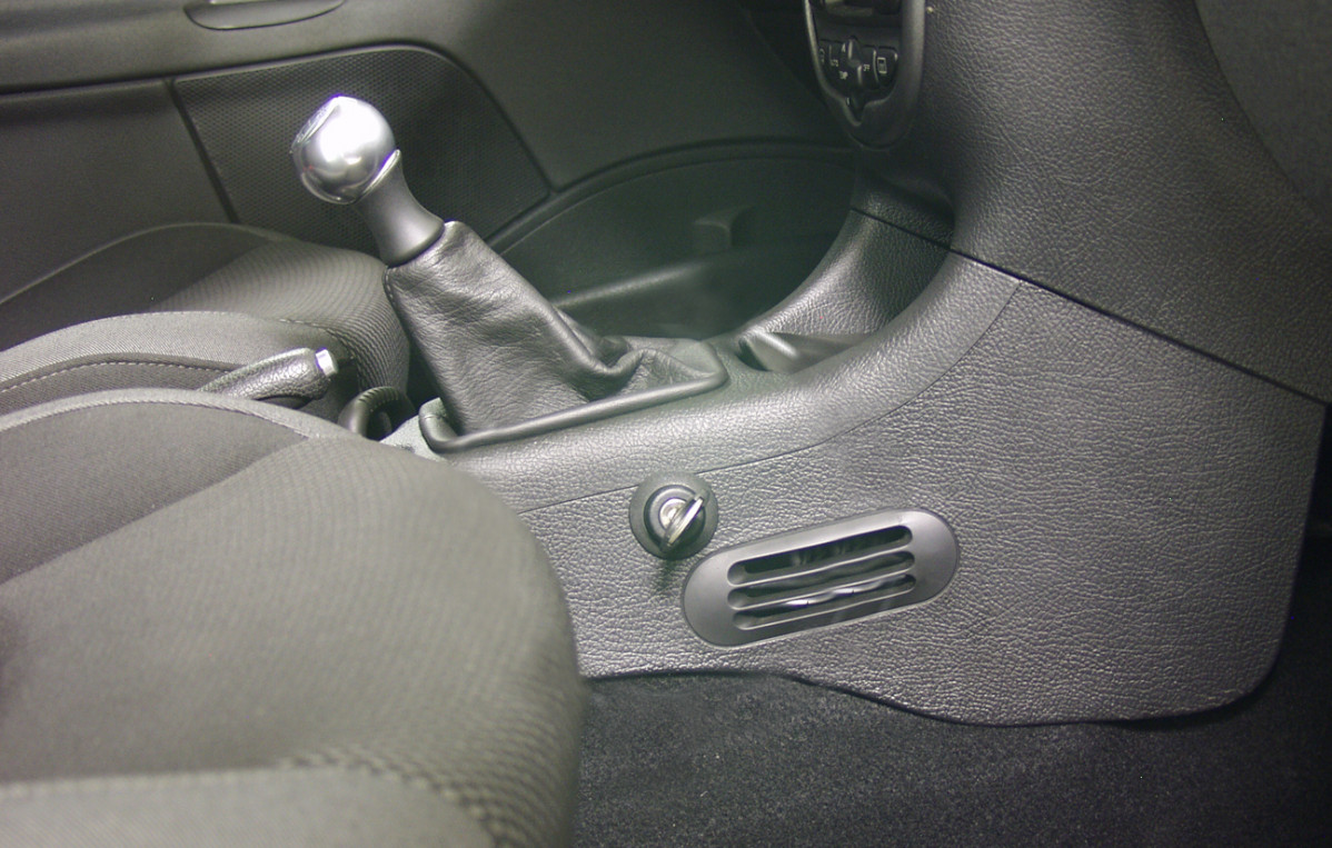 Garant | Consul (31005) PEUGEOT 206 (2003-2012) мех., R-назад | | превью 1